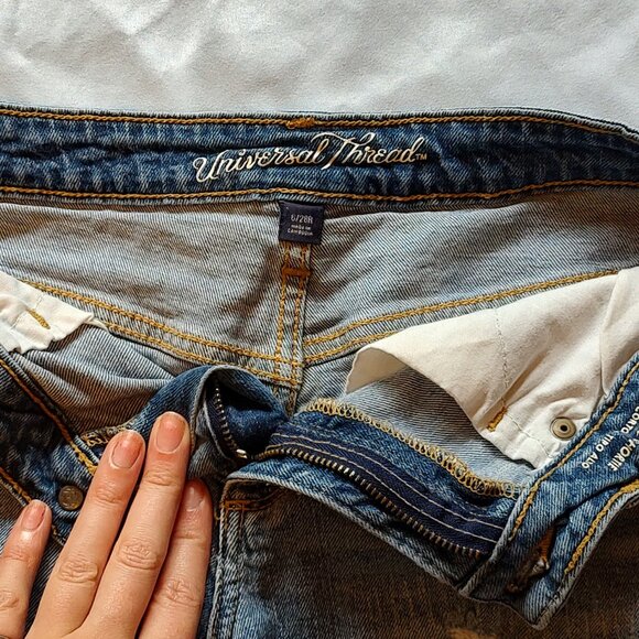 Jean Shorts - Picture 4 of 4